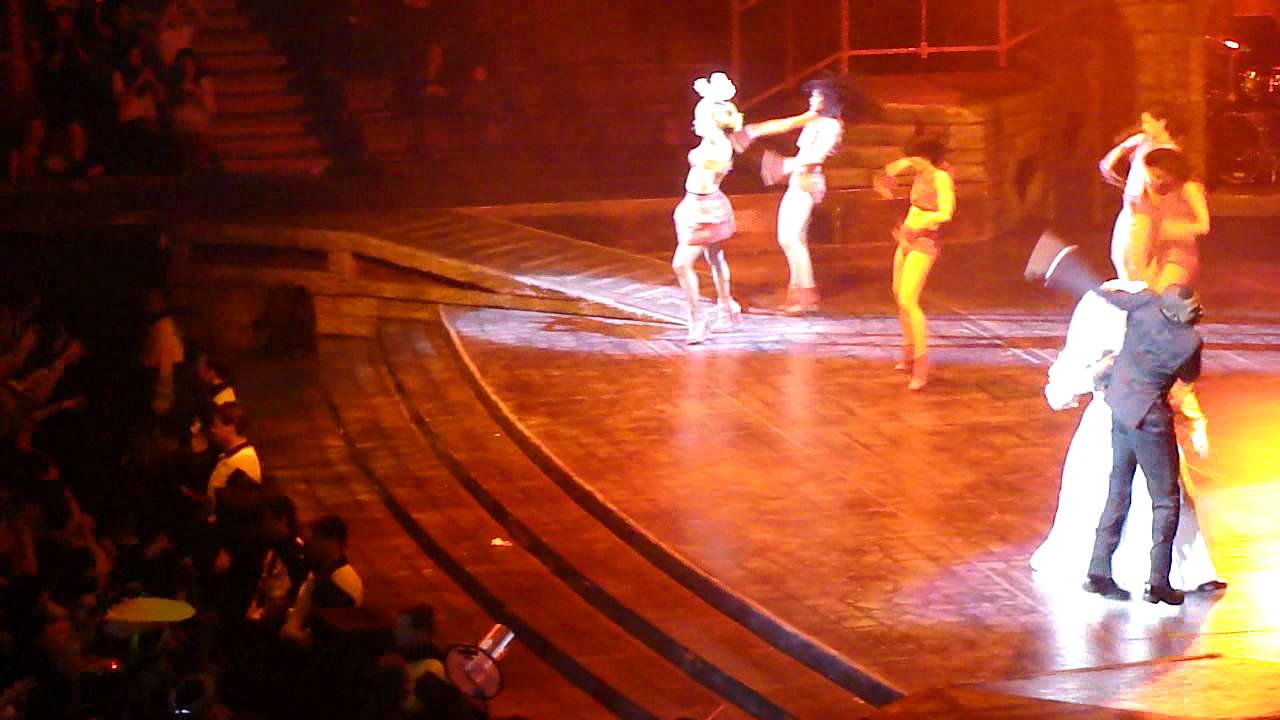 Lady Gaga live in Toronto 2013 -  Americano & Poker Face, Born This Way Ball