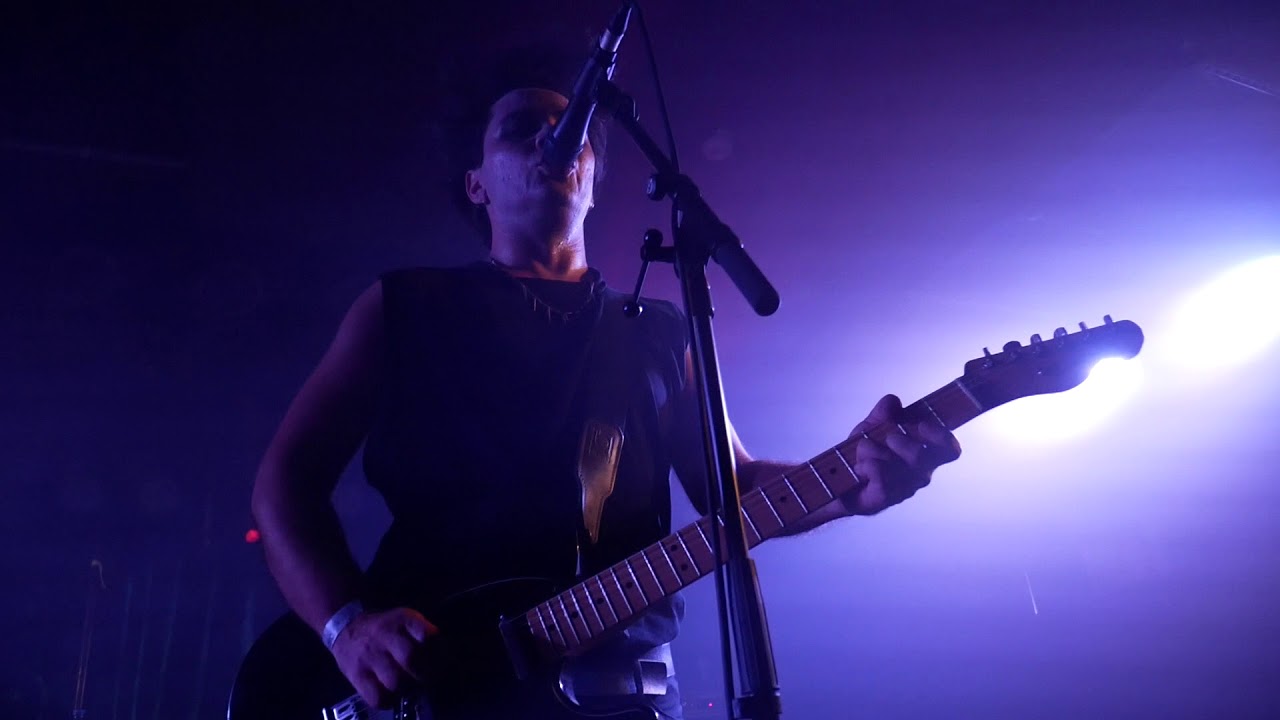 She Past Away - Ruh