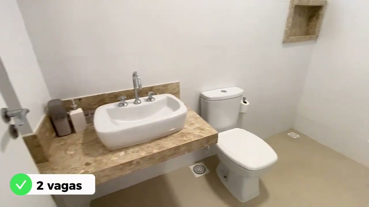 2/4 com suíte e elevador Cascatinha