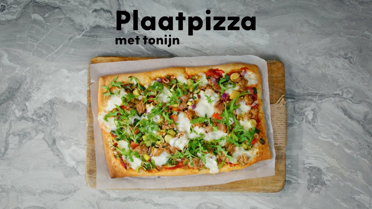 Plaatpizza met tonijn | 5 ingredi&euml;nten | Allerhande