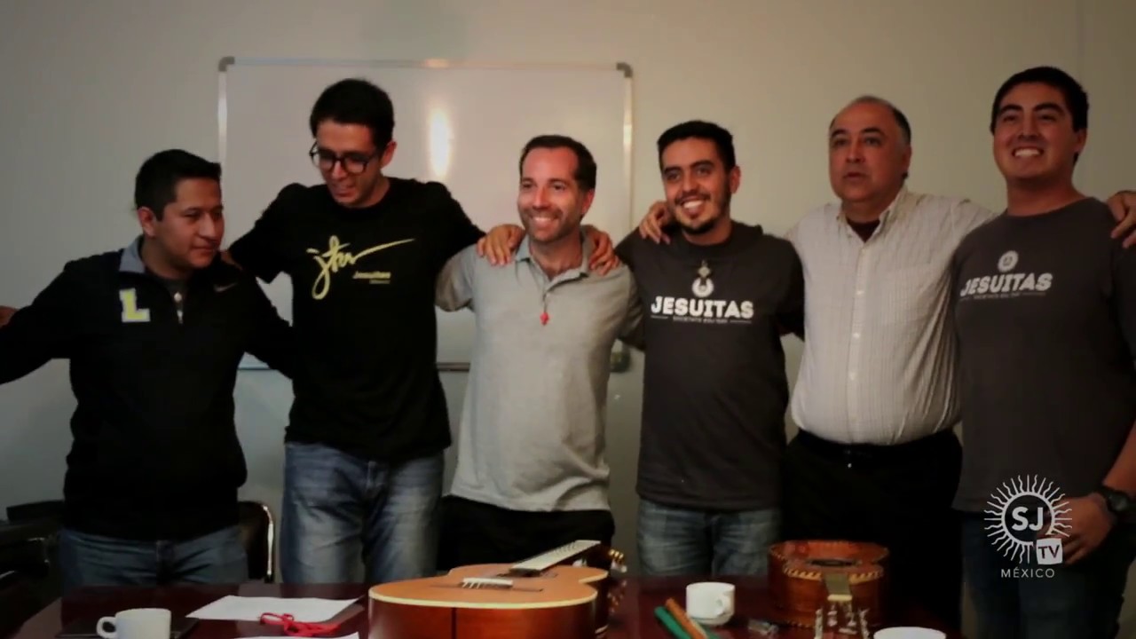 Prenovicios Jesuitas: Paz Armada