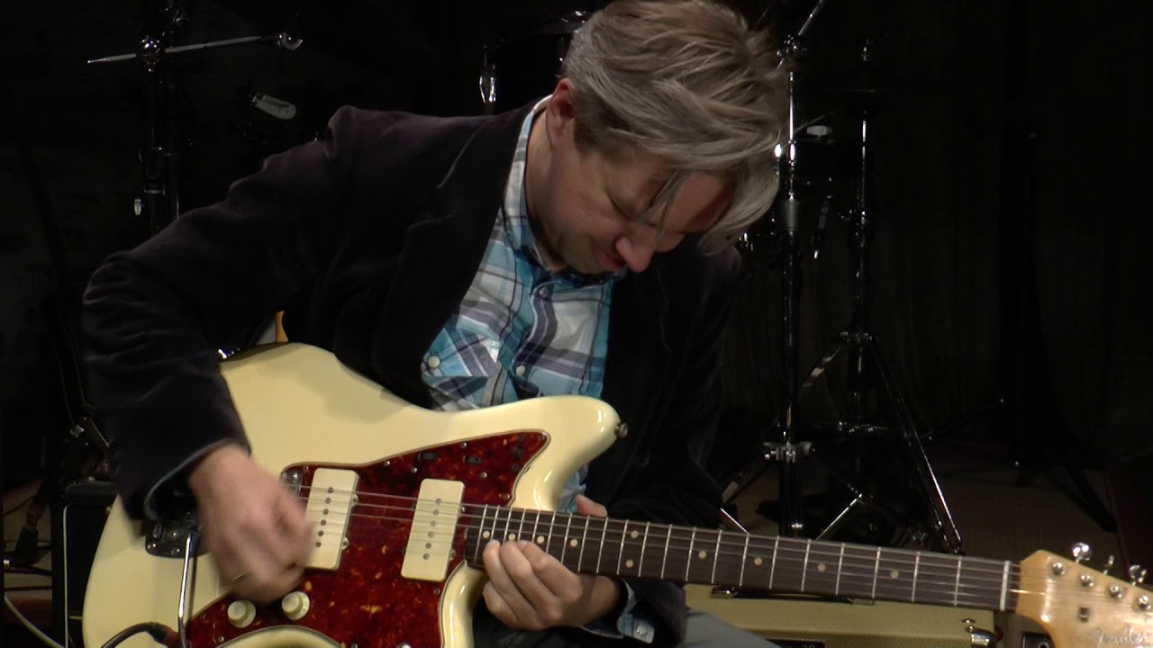 Fender Jazzmaster from 1962 olympic white presented by Vintage Guitar Oldenburg and Tobias Hoffmann