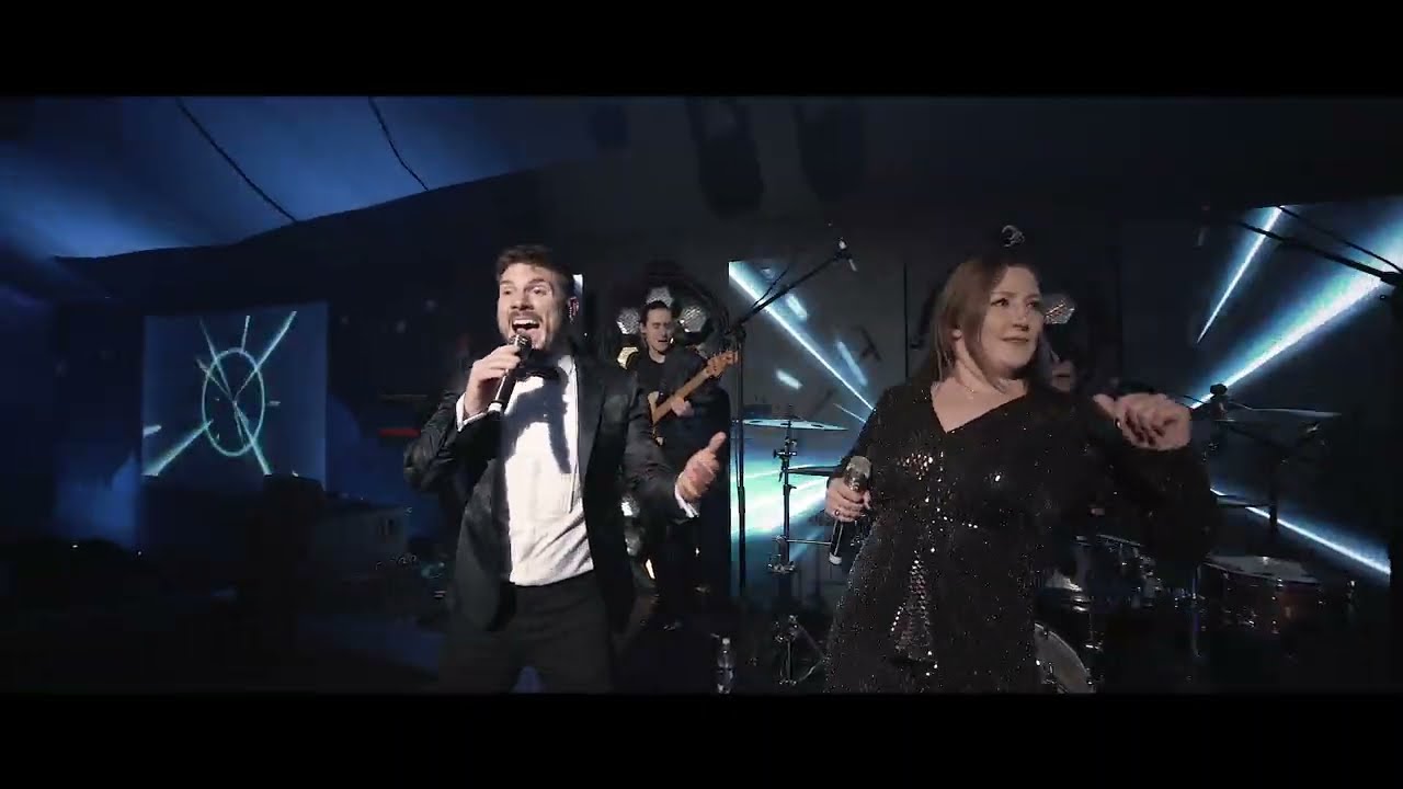 The Shapers 9 - 9-piece show band from Surrey