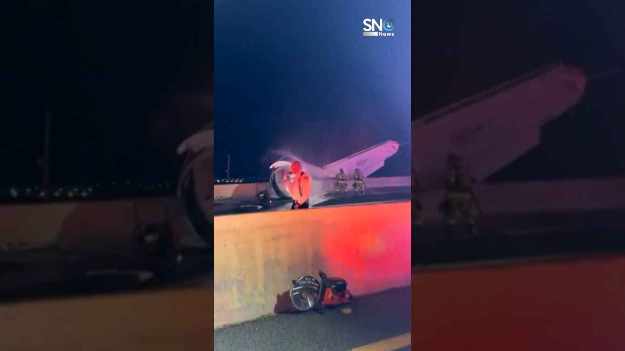 Small plane crashes near highway loop in Laredo, Texas