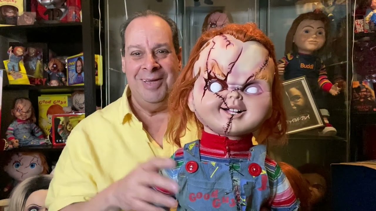 Unboxing NECA Bride of Chucky Doll