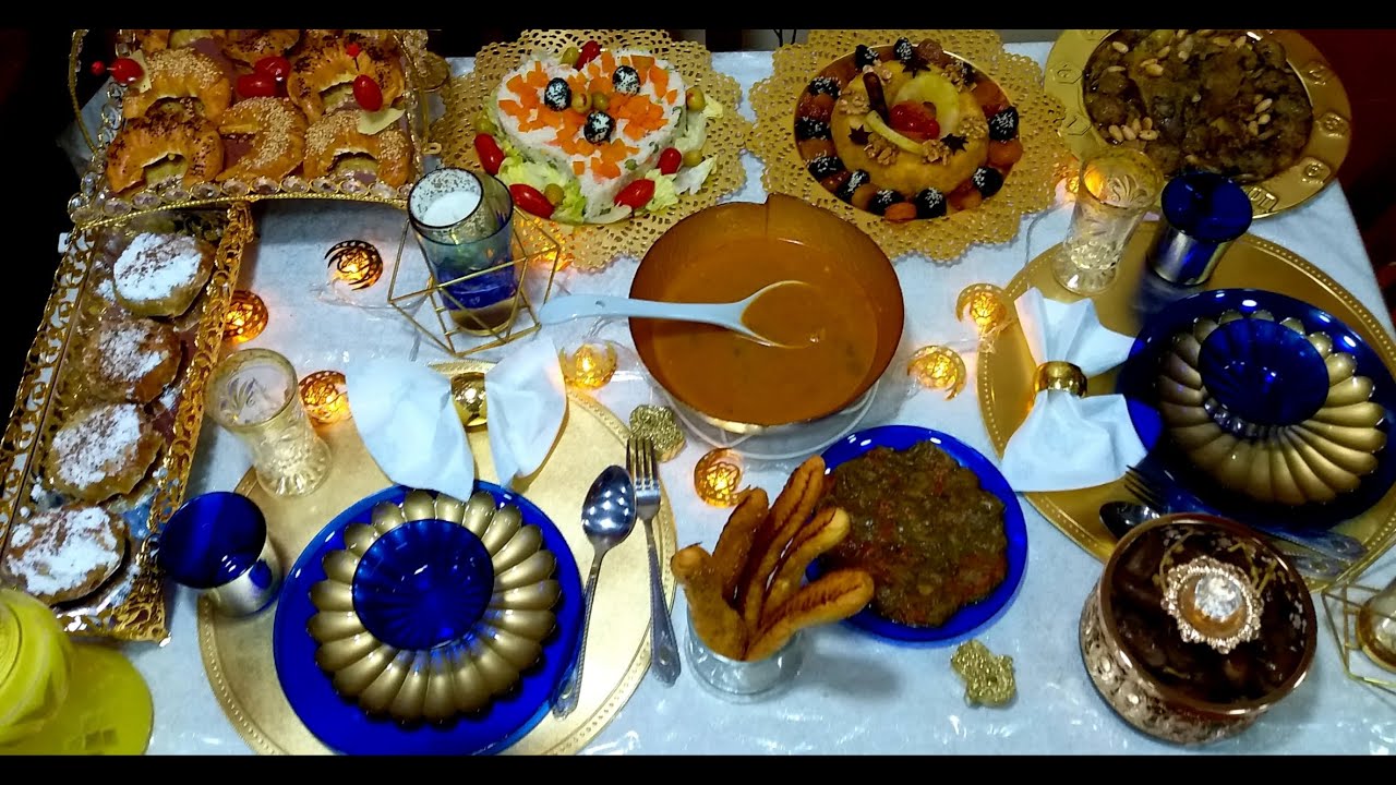 طاولة فطور أول رمضان 2020🌛وصفات اللحم المحمر وطاجين الحلو وسلطة ومملحة😋 وتحلية رائعة🍰 وسهرتكم عندي😘