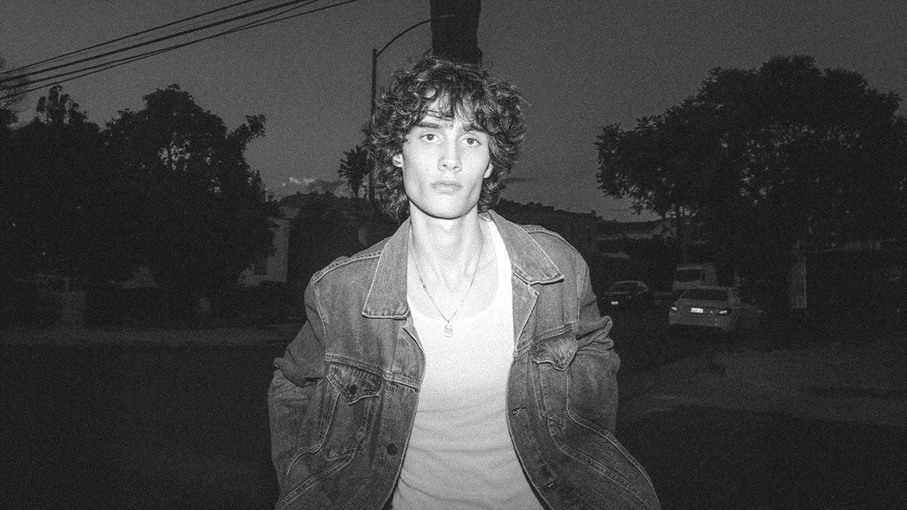 late night drive with sombr | undressed, back to friends, and more