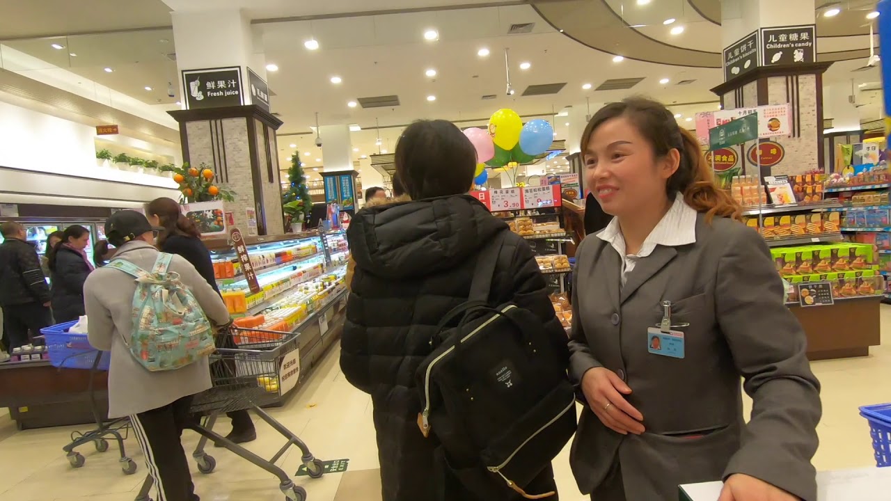 Ito Yokado Supermarket (华堂) with Chinese Characteristics 在中国的日本超市伊藤洋华堂有中国特色
