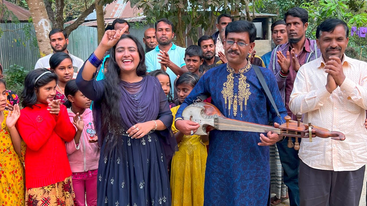 নতুন প্রতিভা সাদিয়া সরকারের অবাক করা কন্ঠে গান শুনতে গ্রামবাসী কিভাবে ছুটে আসলো দেখুন ??