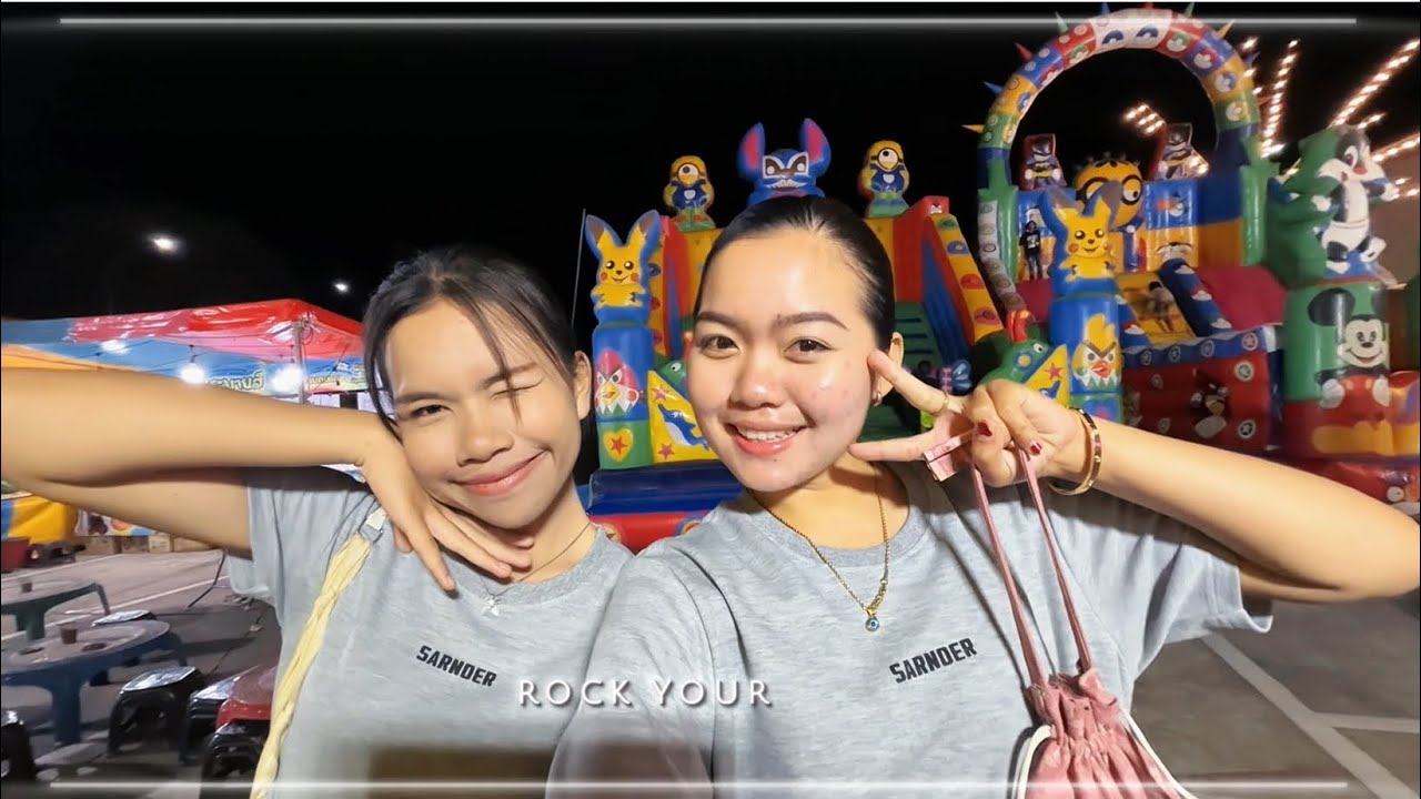 มาขึ้นชิงช้าสวรรค์แบบเรียวๆ เที่ยวงานไดโนเสาร์กับครอบครัว