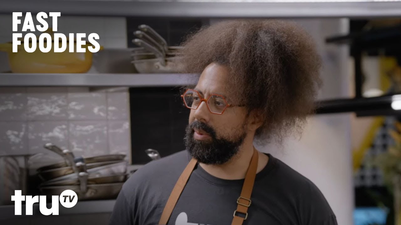 Fast Foodies - Reggie Watts Helps The Chefs Copy The Burger King Whopper (Clip) | truTV