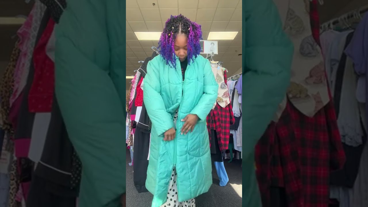 Diva's Vault is live! Thrifting at Salvation Army!