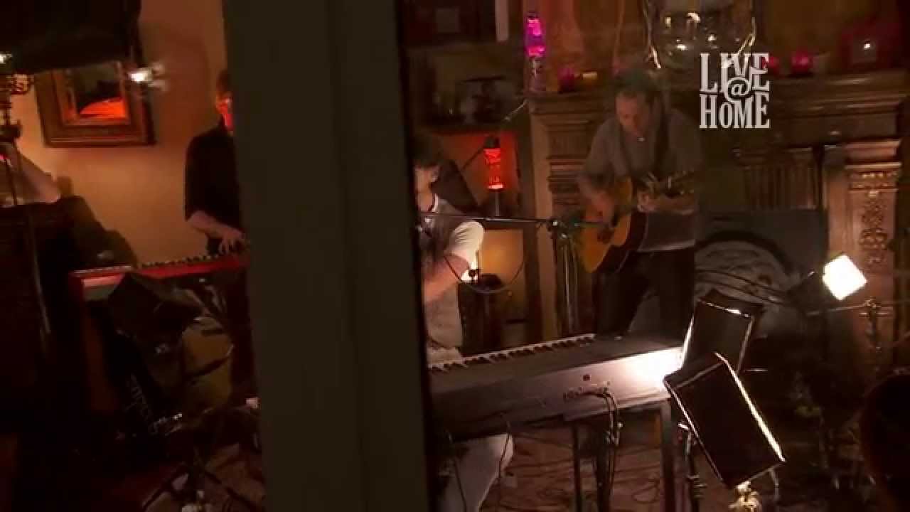 Mika - Live@Home - Part 1 - We are golden, Blame it on the girls, Blue Eyes