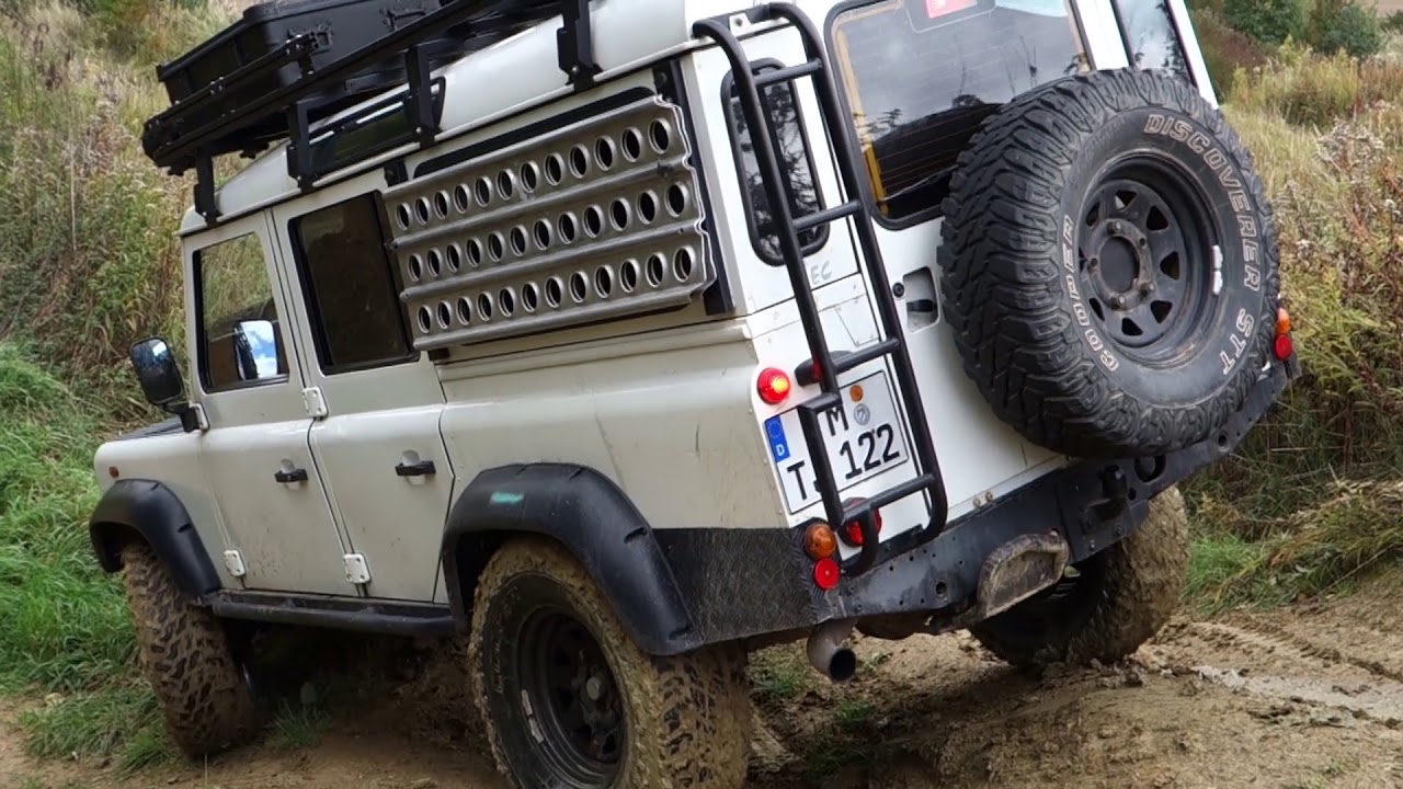 Geländewagen Offroad im Offroadpark Bayern