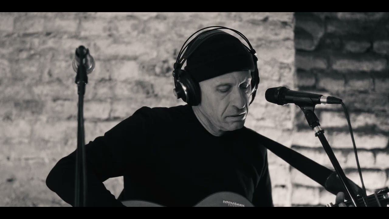 Oigăn - Pe Strada M&acirc;ntuleasa (live Cuib Records)
