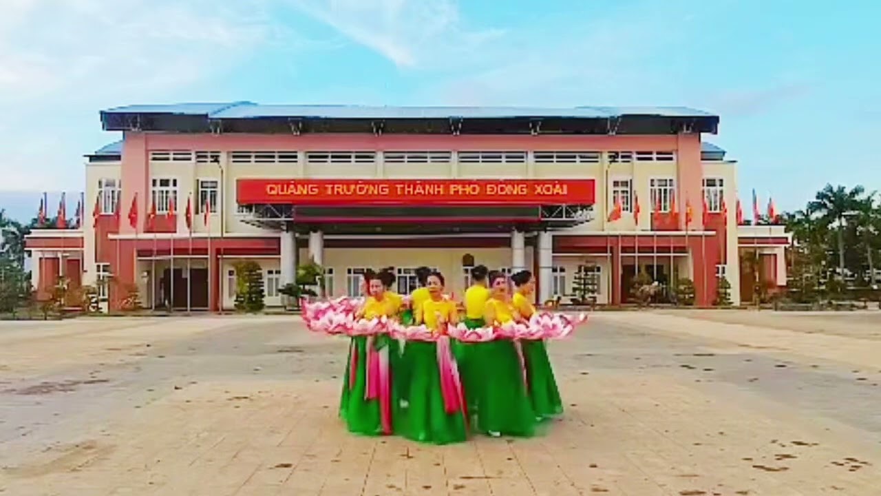 Múa Bến nhà rồng của nhóm bà ngoại🥰