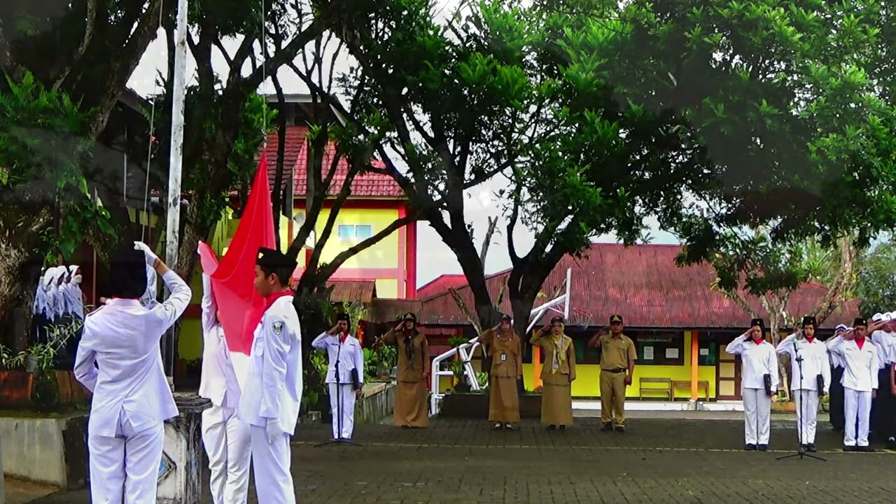 UPACARA BASA JAWA SMP NEGERI 1 MOJOTENGAH