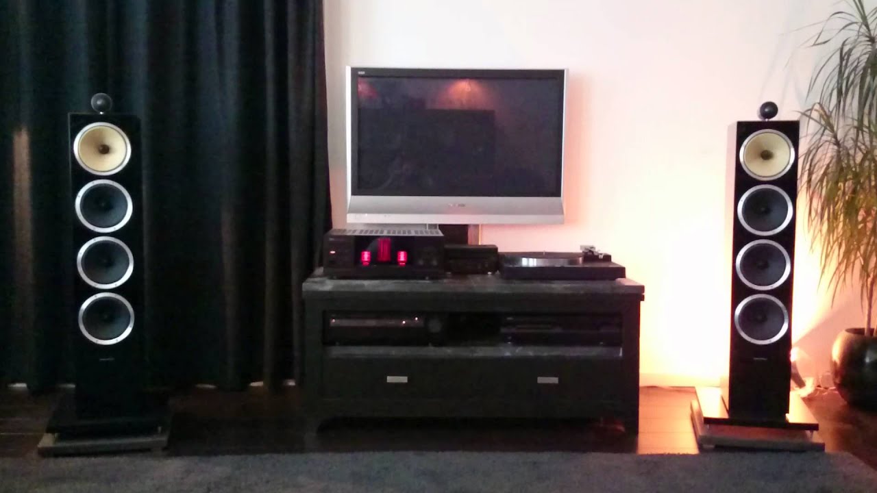 Yamaha M-80 - CX-1000, B&W CM10 playing HD blues