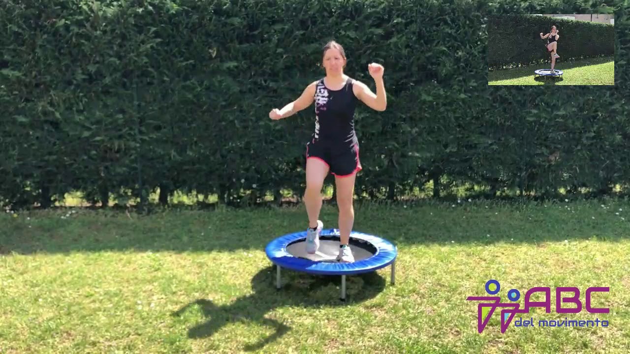 Allenamento con trampolino elastico (dimostrazione)