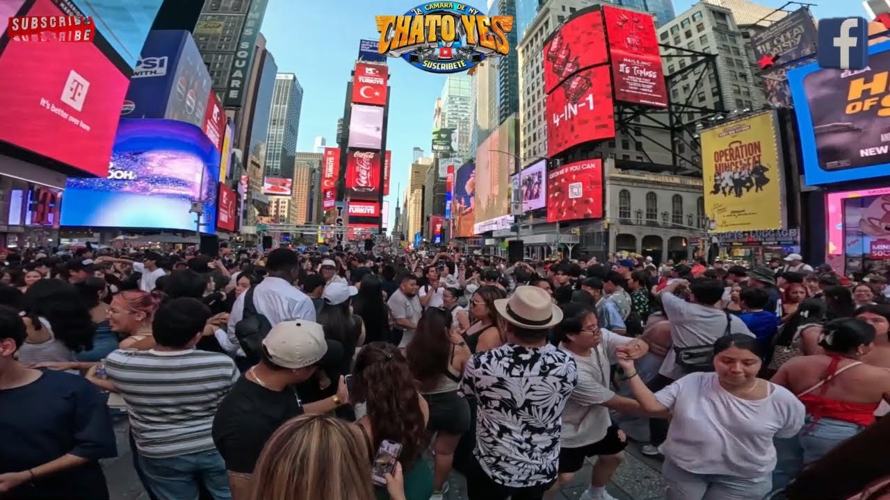 { LOS HUICHOLES KUMBALEROS // CUMBIA VIRAL } SONIDO KUMBALA FT DJ CHIHUAHUA  EN TIMES SQUARE NY 2025