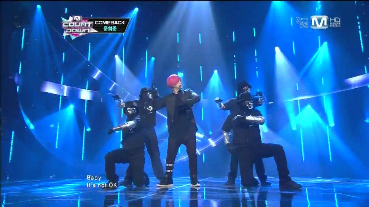 [엠카] 컴백 문희준, 사람이야? 로봇이야? '환상의 로봇댄스'