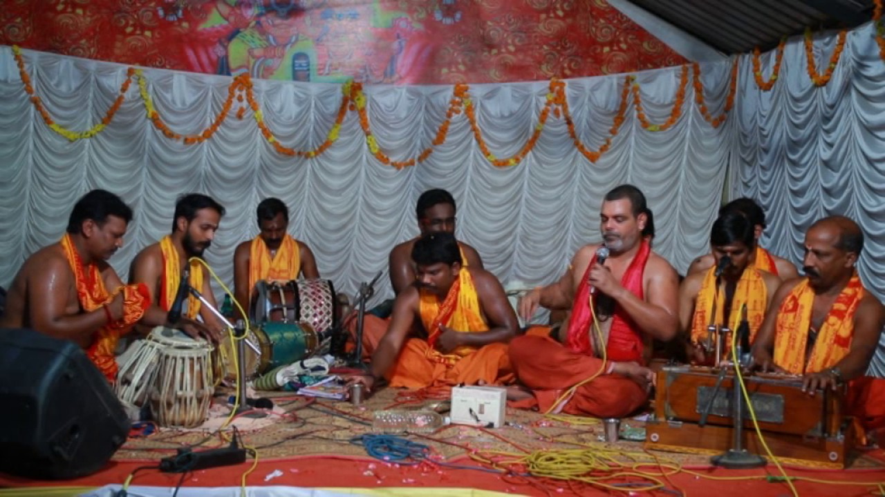 Chulur Kadalayi Shivarathri Maholsavam with Prasant Varmaji's Manasajapalahari.VTS 01 2