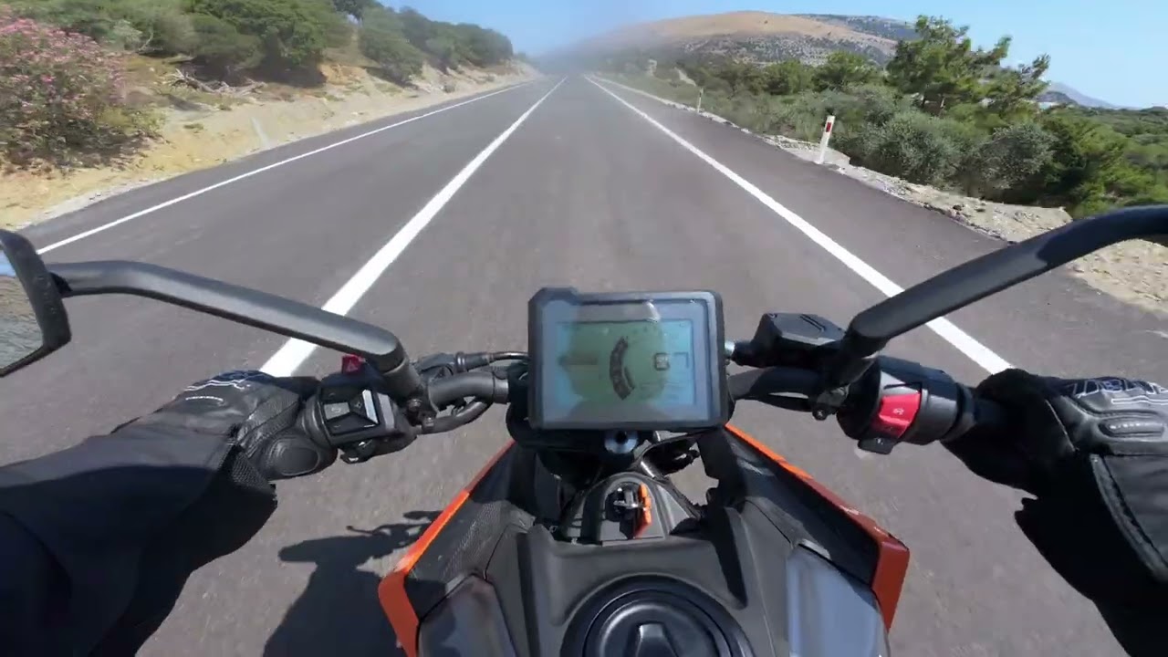 Huzur Dolu Gökçeada Köy Yollarında Sürüş | KTM Duke 250 2024