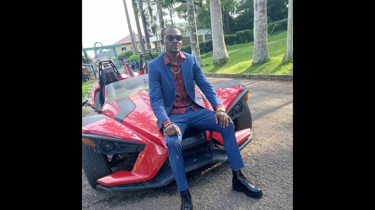 Behind the scene of talking to you video