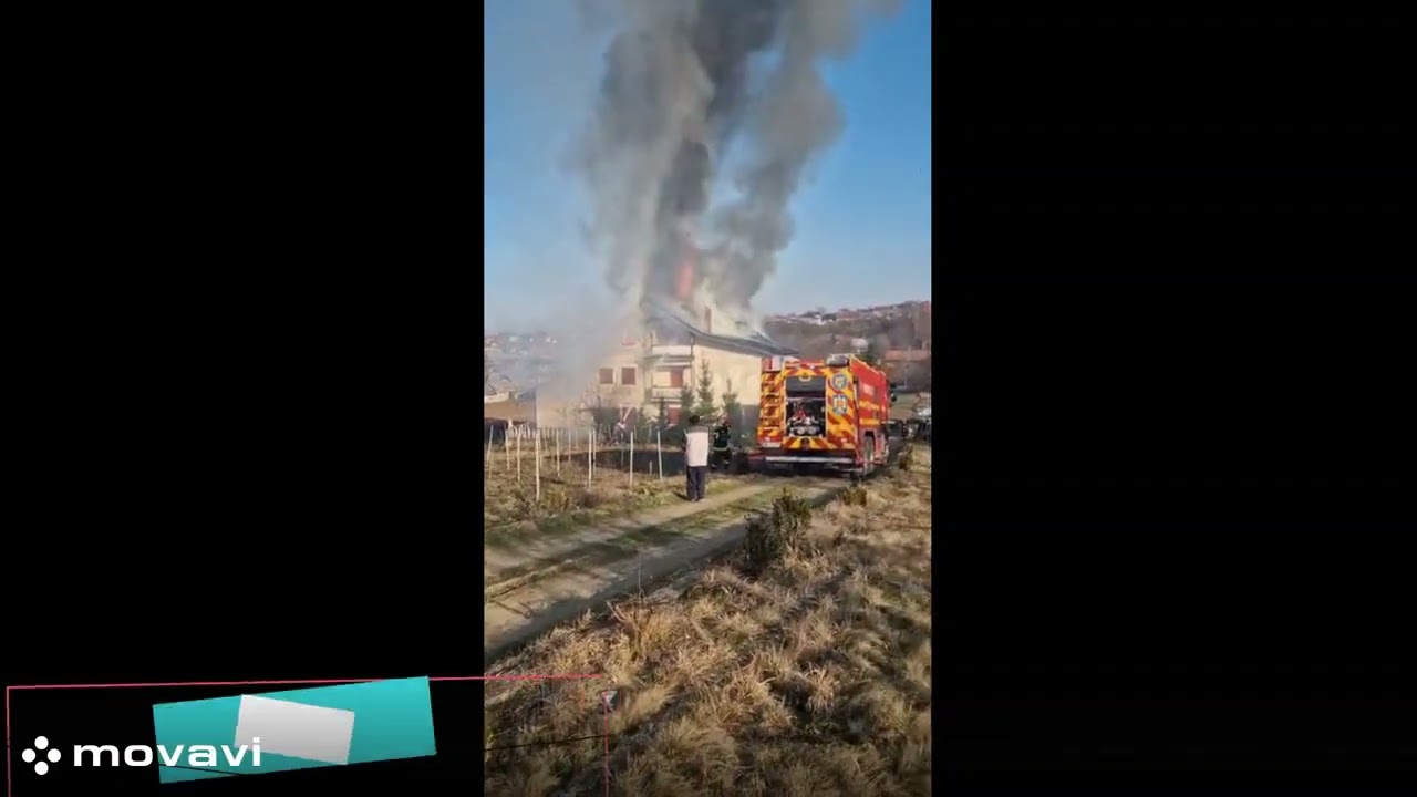 Bacău | Momente de panică în comuna Poduri după ce o locuință a luat foc