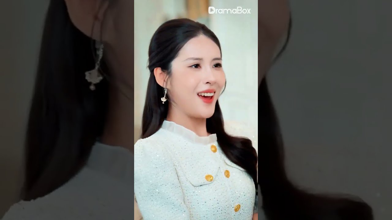 💎 ID: Dia perlakukan kesetiaannya seperti sampah, tapi anggap kata manis pendusta sebagai harta.