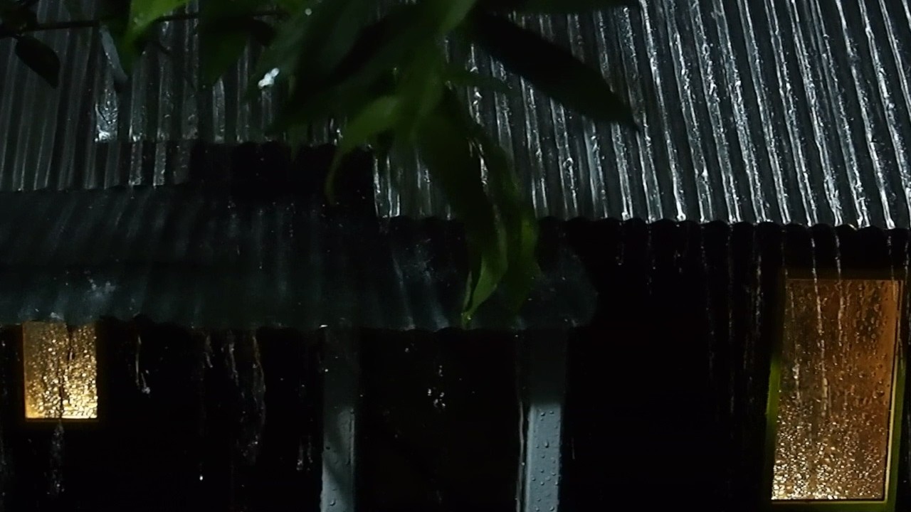 Бесконечный дождь на жестяной крыше 🌧️ Успокойте свой разум за считанные минуты 🌙