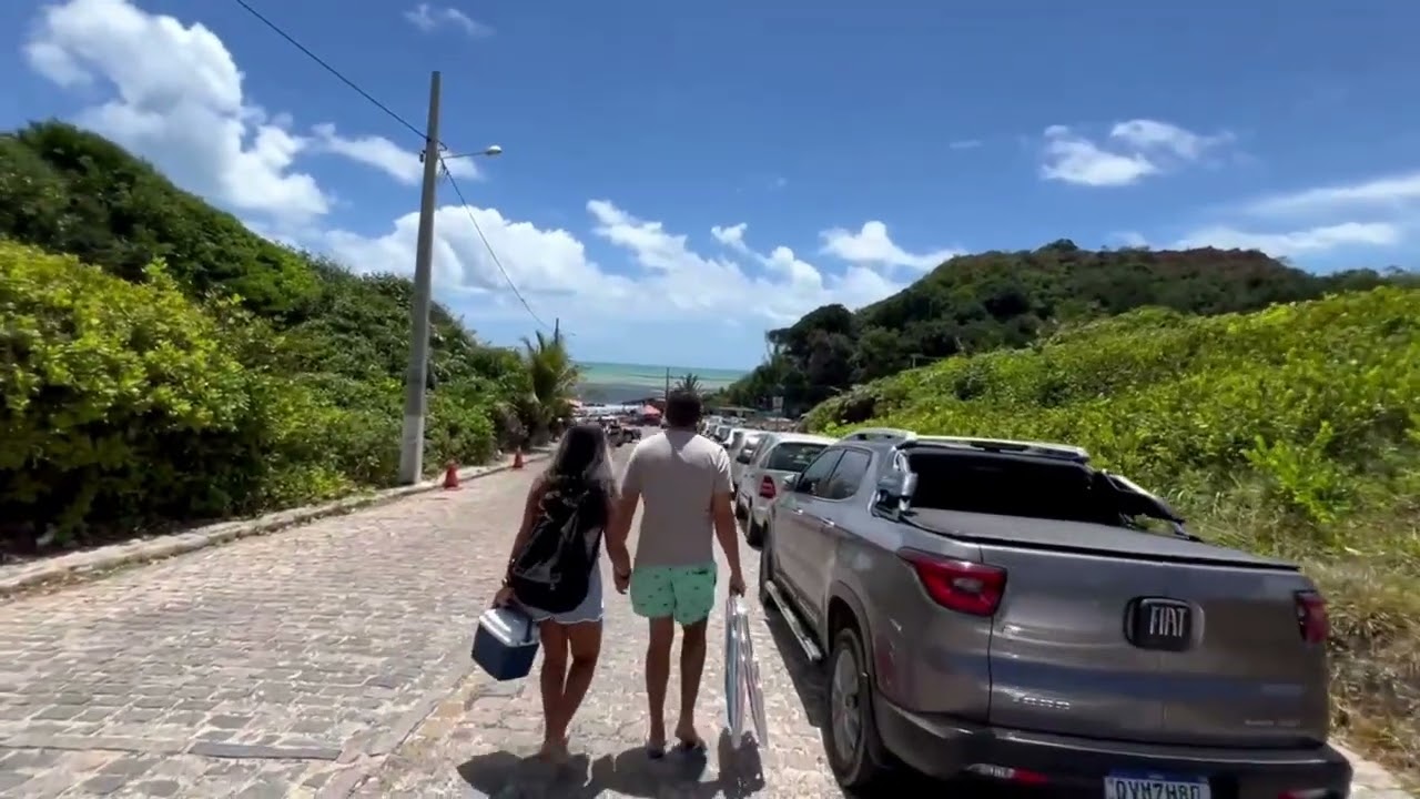 Explorando o Para&iacute;so Ex&oacute;tico da Praia de Tambaba, Para&iacute;ba
