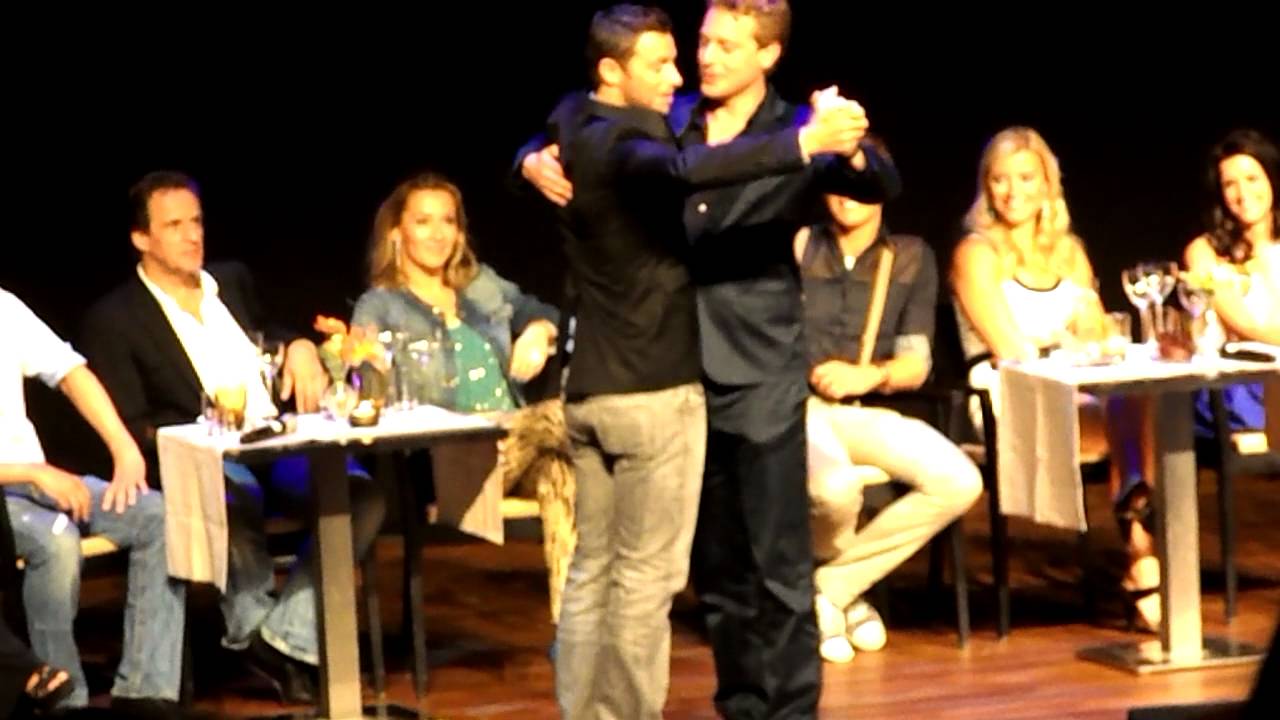 Gtst live ochtendshow 25-08-2012 Louis & Mark dansen walsen