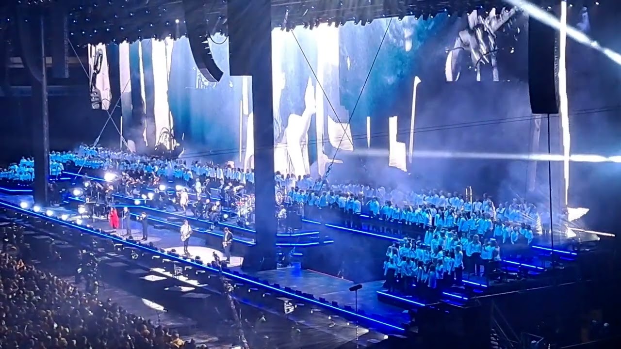 Ultra Bra, Olympiastadion Helsinki 23.8.2025 / Vesireittej&auml;