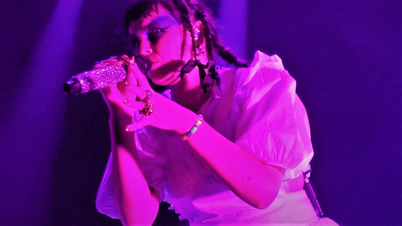 BENEE 2022 Los Angeles Concert (The Novo, LA) 6-30-22