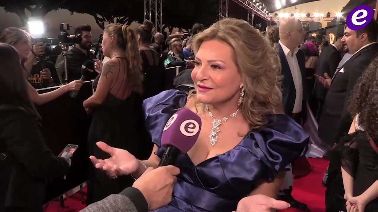 هلا المر برسالة لـ نوال الزغبي وتعلّق على تسليم ماغي بو غصن جائزة لـ ورد الخال