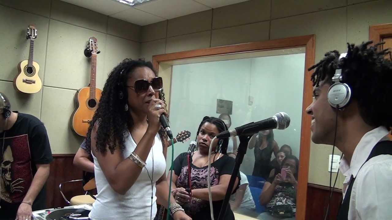 1 MINUTO (AO VIVO) - D'BLACK E NEGRA LI