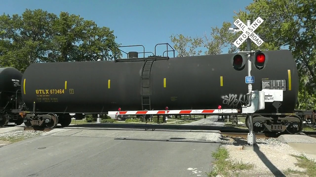 Railfanning: Lakewood, OH (Western Cleveland) (NS Multi-Freight)