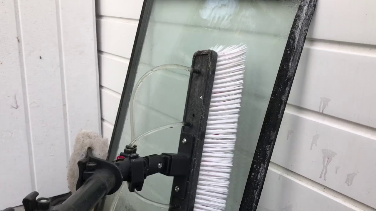 Will Hot Water Window Cleaner Crack A Frozen Window