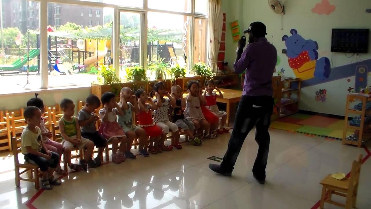 Демо урок - Martin (teaching english to kids)