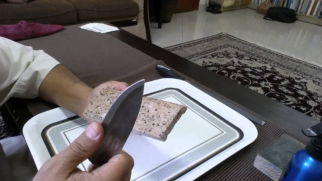 سن السكين بالمبرد الناعم وحجر الرخام الأحمر والجلد