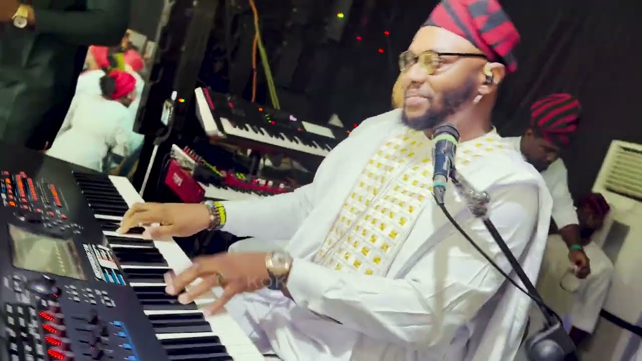ALL WHITE MAKOSSA PRAISE PARTY COMPILATION // KOKO BASS band Cam