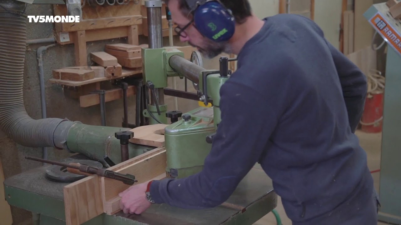 Drugeot Manufacture, fabricant de meubles en bois - Émission #version française de TV5 Monde
