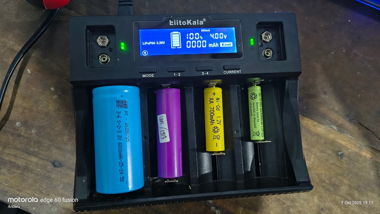 Review Charger Baterai Lithium Liitokala Lii D4XL , Multi Charger Baterai Aneka Ukuran