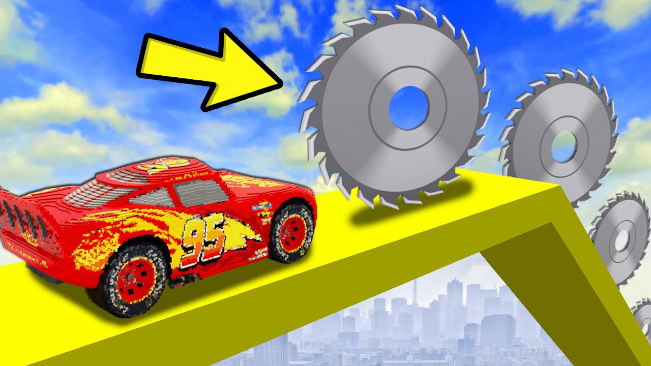 Ligtning McQueen Cars vs Sharp Saw Blade in Teardown