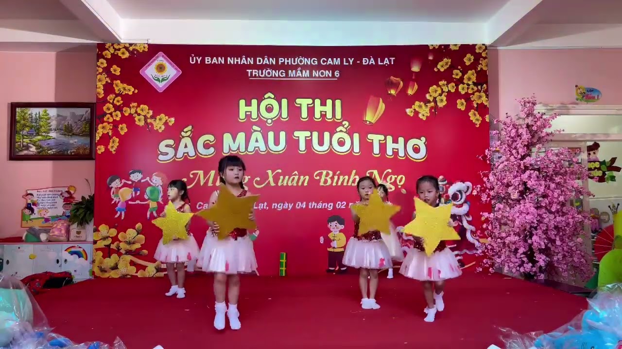 Bay vào tương lai  - Bé Tuệ Anh Lá 2