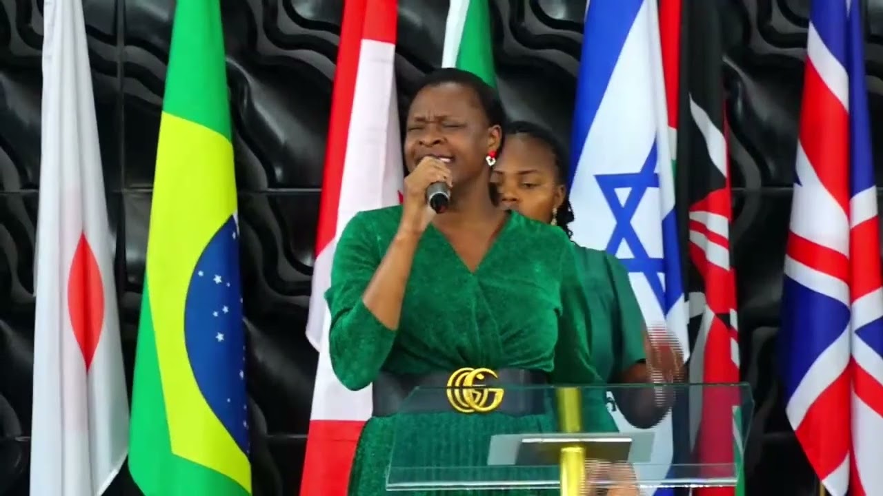SHEILA CALISTUS PRAISE AND WORSHIP MOMENTS mp4 2