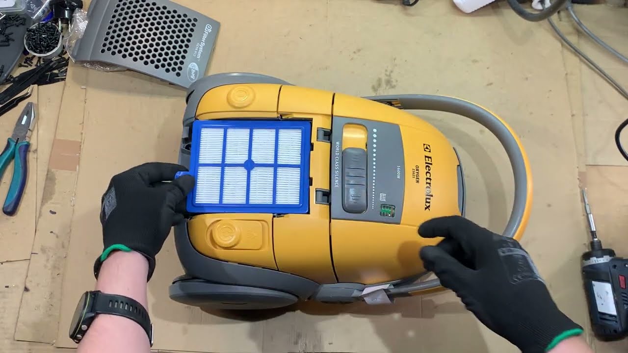 He’s Alive! Mixer Rebuild Success? +Vacuum Cleaner Switch Repair - POV 31/01/2024 2/2