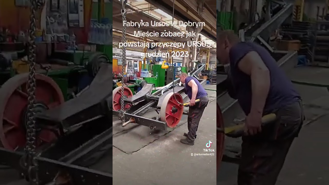 Fabryka @Ursus #Ursus w Dobrym Mieście i produkcja przyczep grudzień 2023