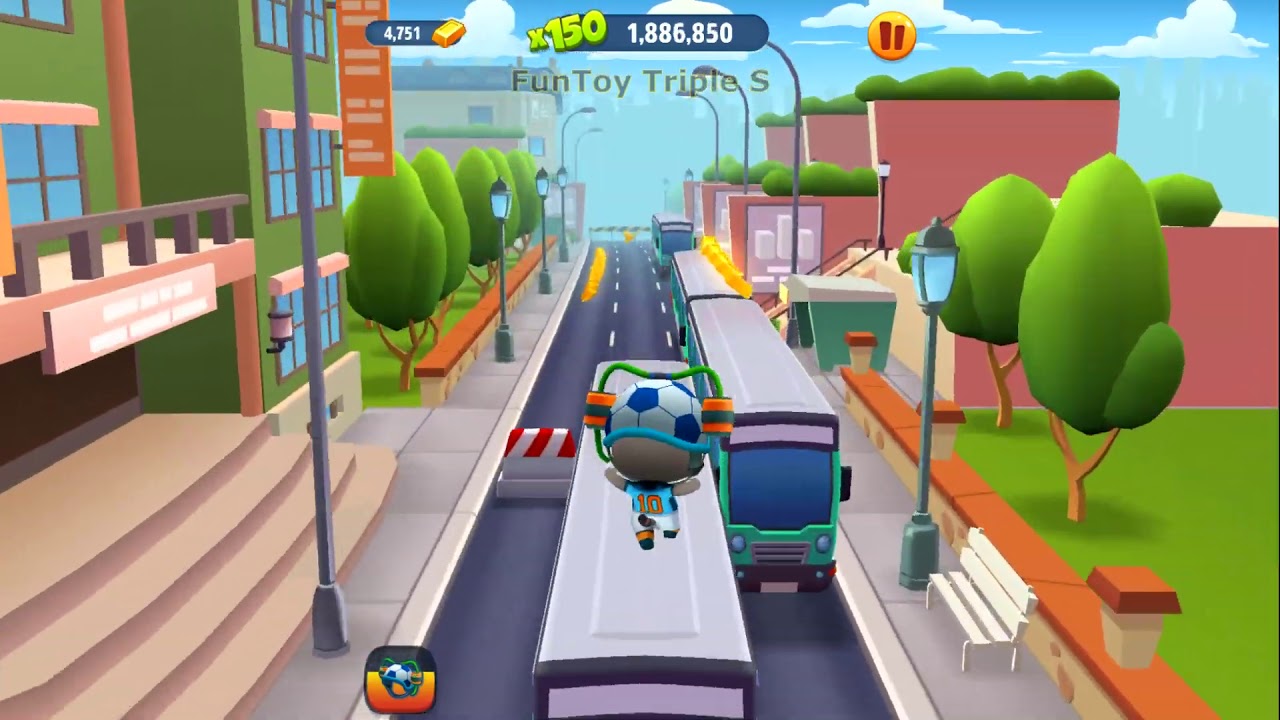 Talking Tom Gold Run #52 Football Tom   Raccoon Catch   Flying Side World   Race   Daily Contest